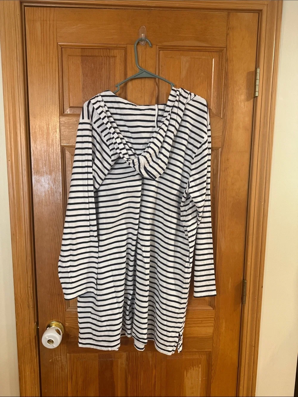 Lands end women’s striped hooded swim cover up size 1X (16W-18W).
